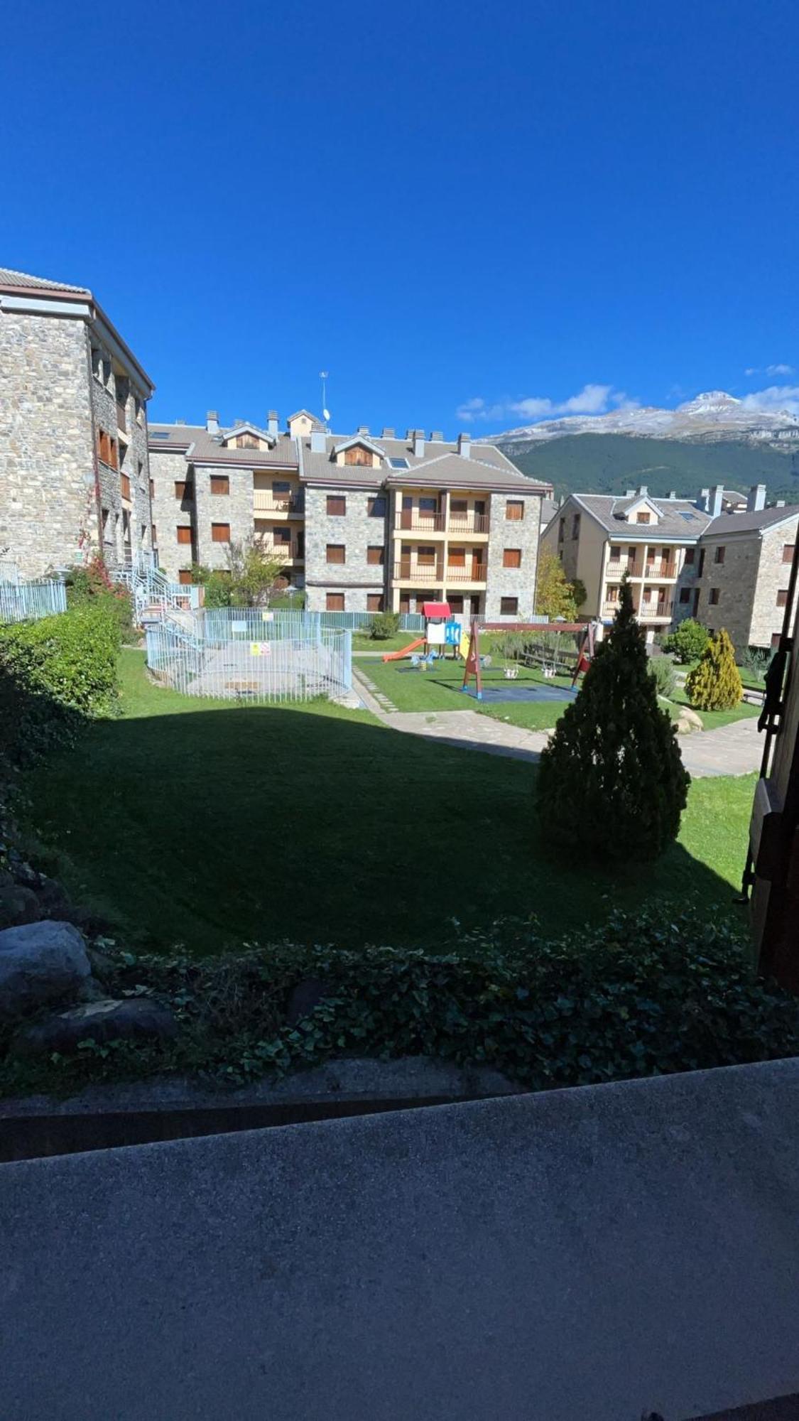 Apartamento El Roble Вильянуа Экстерьер фото